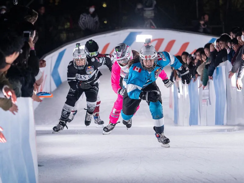 Maxie Plante (CAN), Amanda Trunzo (USA), Jacqueline Legere (CAN), Justine Zonne (LAT) © Andreas Schaad / Red Bull Content Pool 